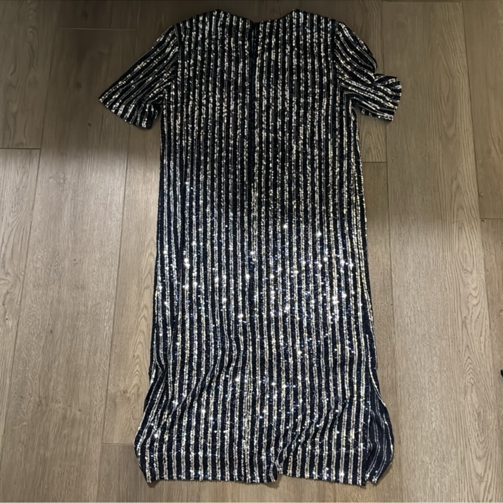 NWT! Anthropologie FLAT WHITE NAVY SHORT-SLEEVE SEQUIN STRIPE MIDI DRESS 🧳 - Picture 7 of 10